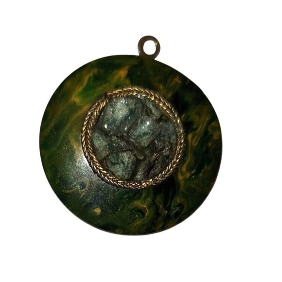 Vintage Pendant Schildkraut Style Bakelite With Jadeite Stones Gold Tone - Picture 1 of 3